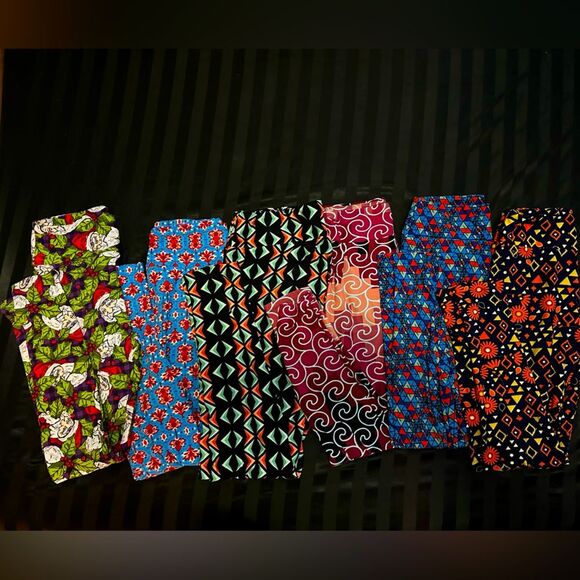 Reseller 10 item Bundle LuLaRoe - 6 leggings OS , 2 dresses. I baseball tee - Picture 2 of 13